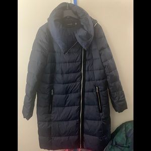 Tahari navy blue puffer coat xl